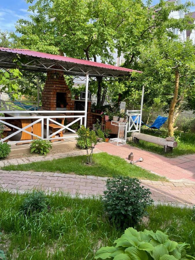 Guest House Visit Cholpon-Ata Exterior photo